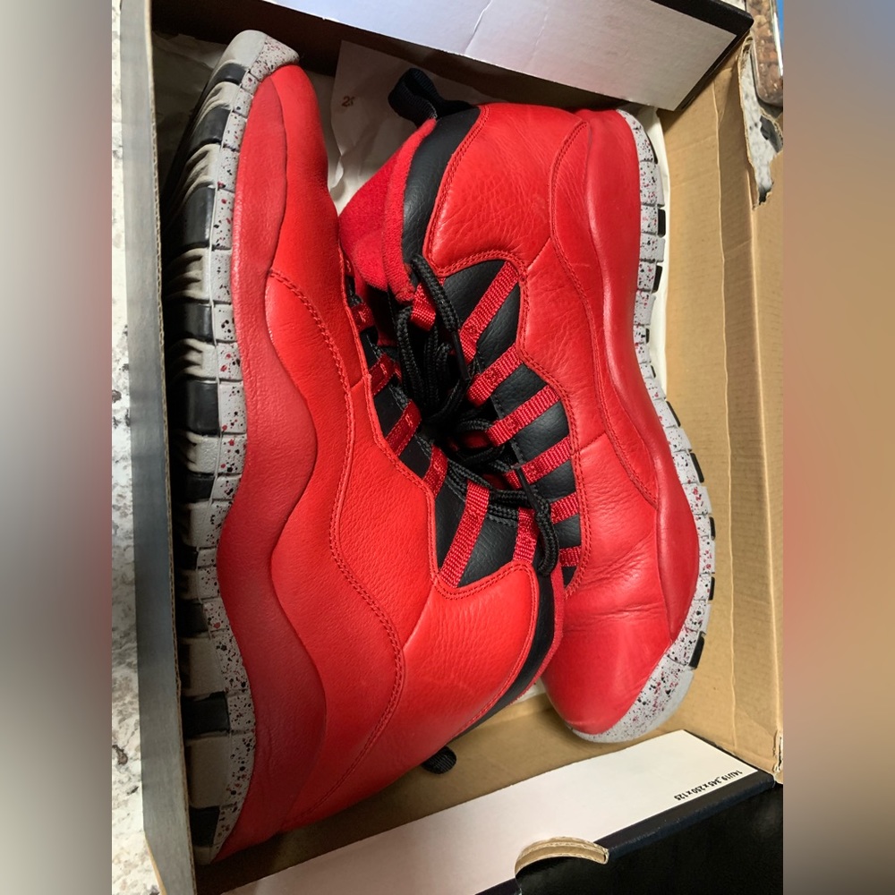 Jordan retro 10 Bulls over Broadway